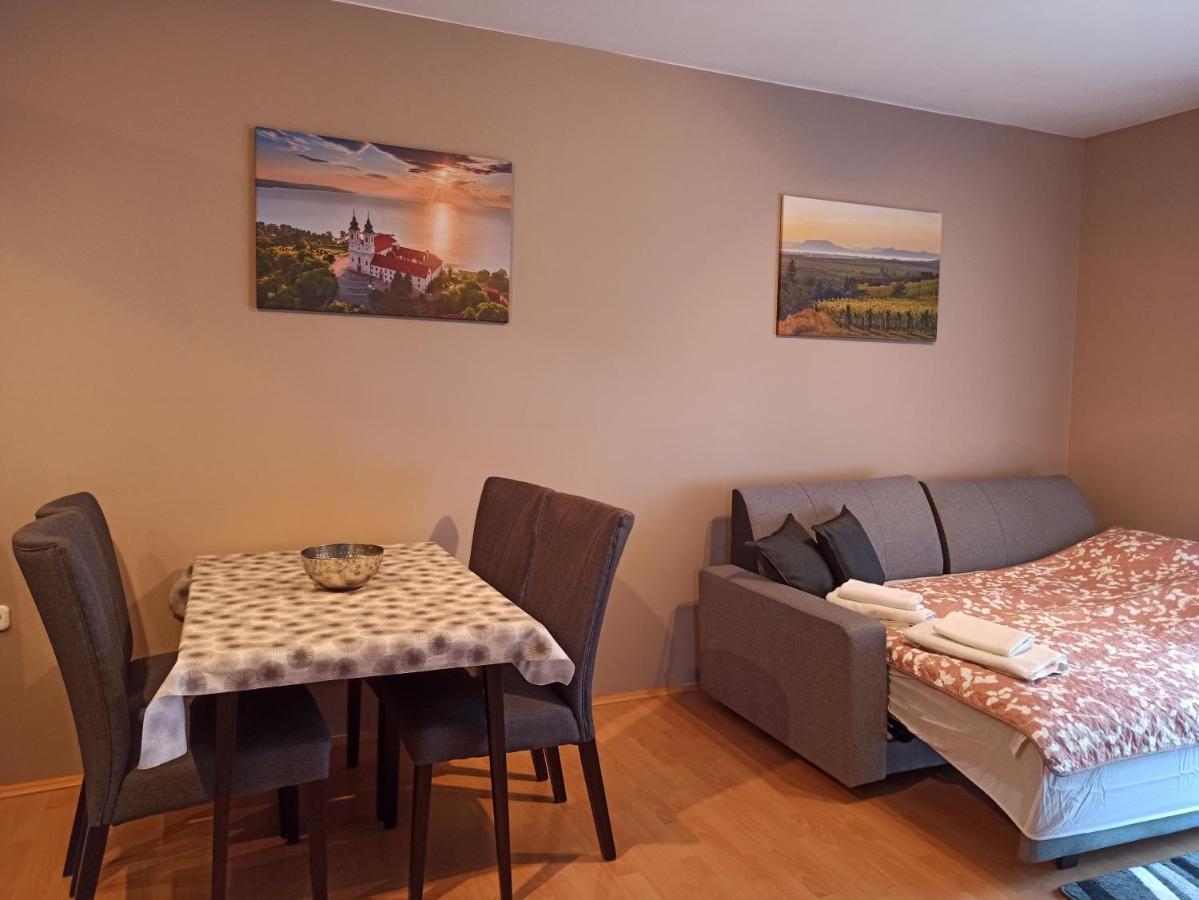 Peppy Apartment & Pool Balatonfüred Extérieur photo