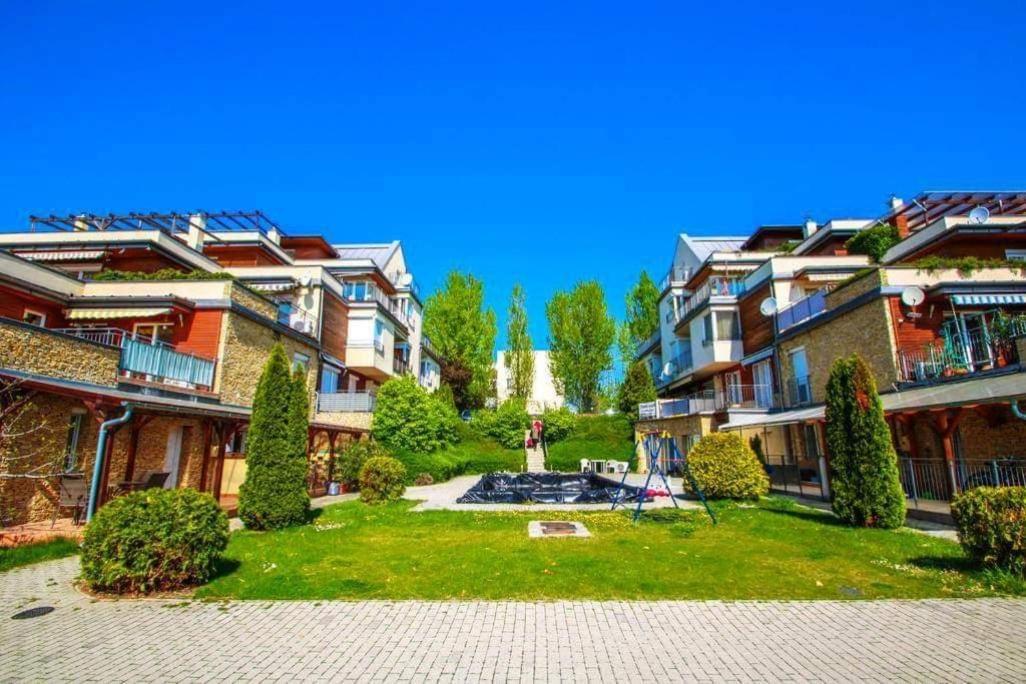 Peppy Apartment & Pool Balatonfüred Extérieur photo