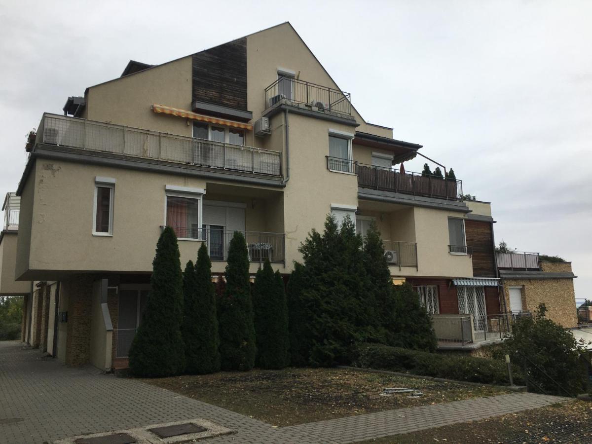 Peppy Apartment & Pool Balatonfüred Extérieur photo